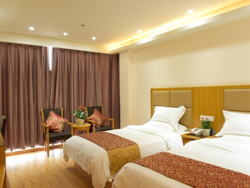 GreenTree Inn AnHui Wuhu Sanshan Development District Express Hotel Buitenkant foto
