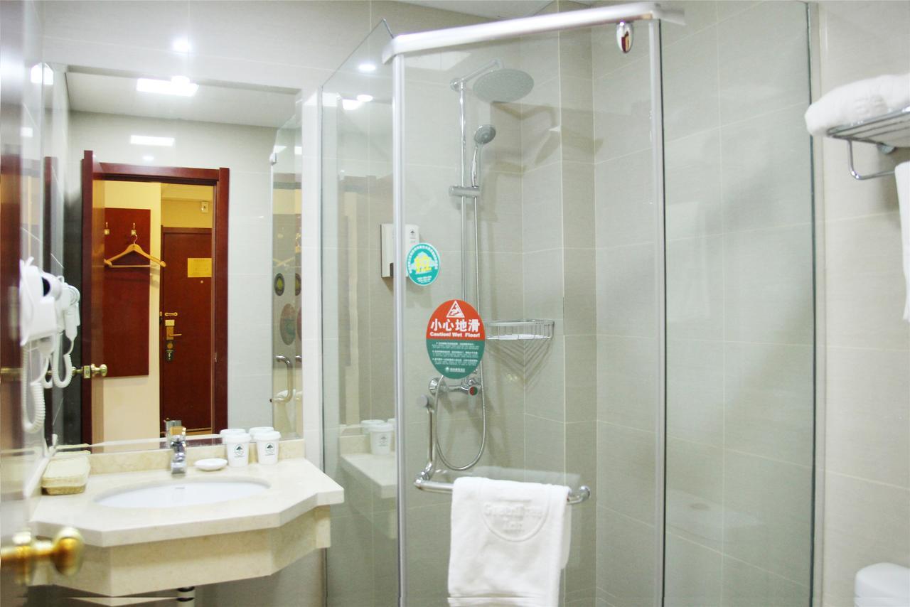 GreenTree Inn AnHui Wuhu Sanshan Development District Express Hotel Buitenkant foto