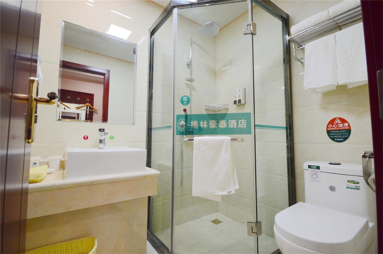 GreenTree Inn AnHui Wuhu Sanshan Development District Express Hotel Buitenkant foto