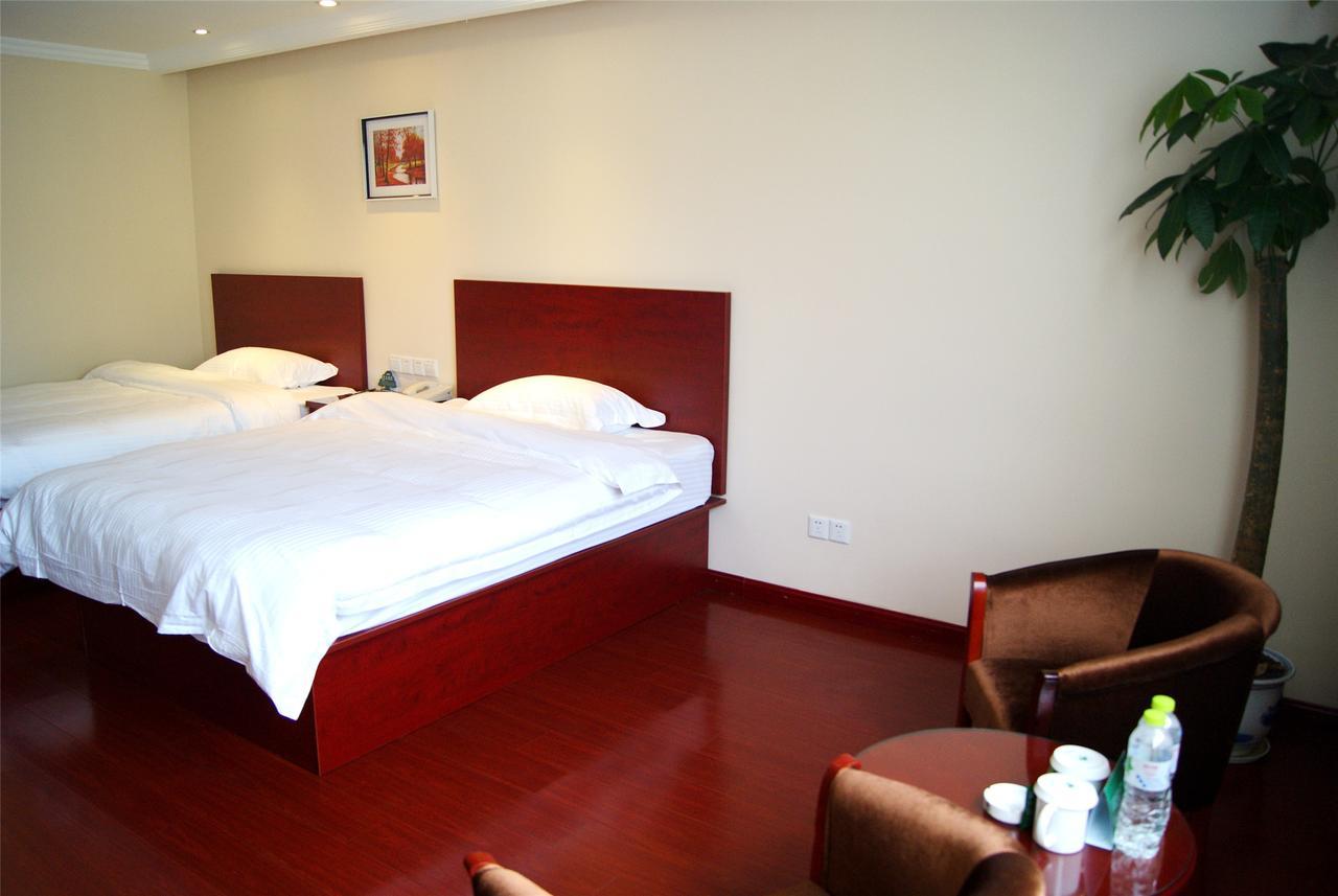 GreenTree Inn AnHui Wuhu Sanshan Development District Express Hotel Buitenkant foto