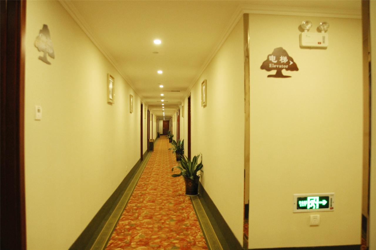 GreenTree Inn AnHui Wuhu Sanshan Development District Express Hotel Buitenkant foto